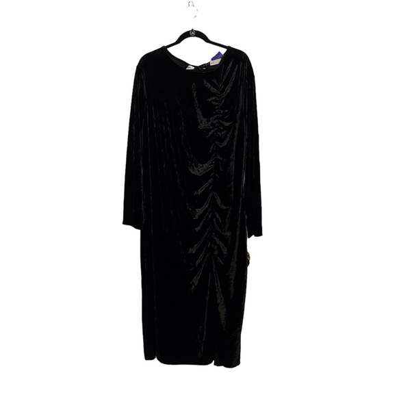 Future Collective Black Crushed Velvet Midi Length Dress Size: 4X - Picture 3 of 8